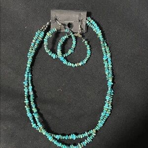 Turquoise bead necklace and earring set